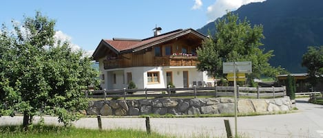 Esterni