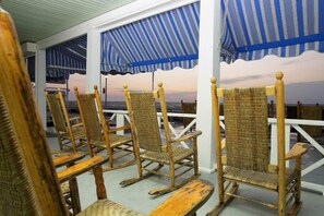 Exterior - Majestic Hotel & Apartments (Ocean City)