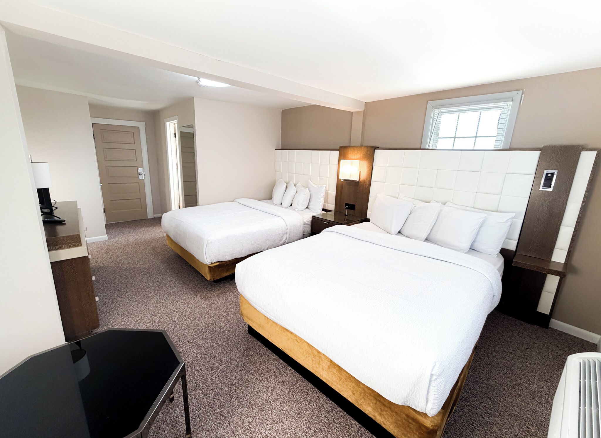 Deluxe Room, 2 Queen Beds, Non Smoking, Bay View