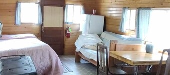 Cabin 8 at Sportsman’s Lodge