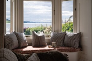 Interior - Villa by the Sea; Escape the Ordinary (Broughty Ferry, Dundee)
