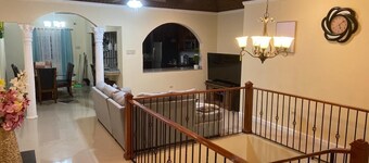 R & J Roost