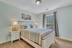 4 dormitorios, escritorio, wifi gratis y ropa de cama