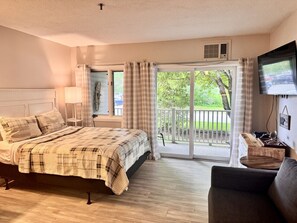 1 غرفة نوم ومكواة/لوح كي وسرير سفر وواي فاي مجانًا