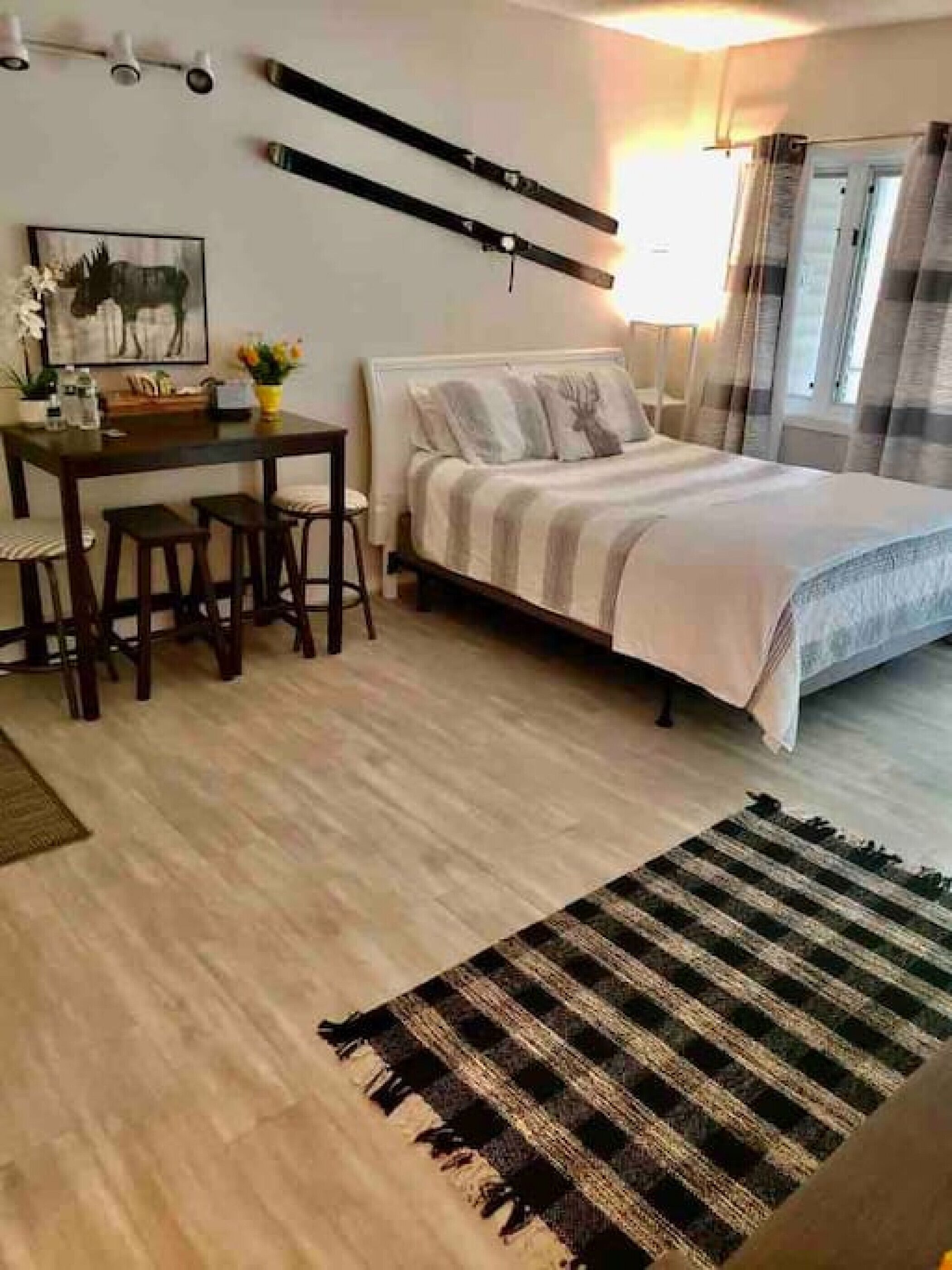 1 chambre, fer et planche à repasser, lit parapluie, Wi-Fi gratuit