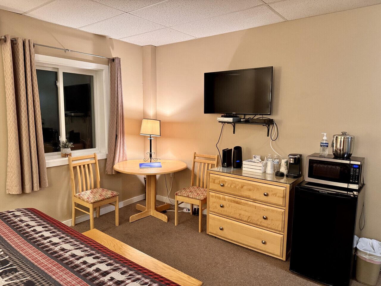 Desk, iron/ironing board, travel cot, free WiFi