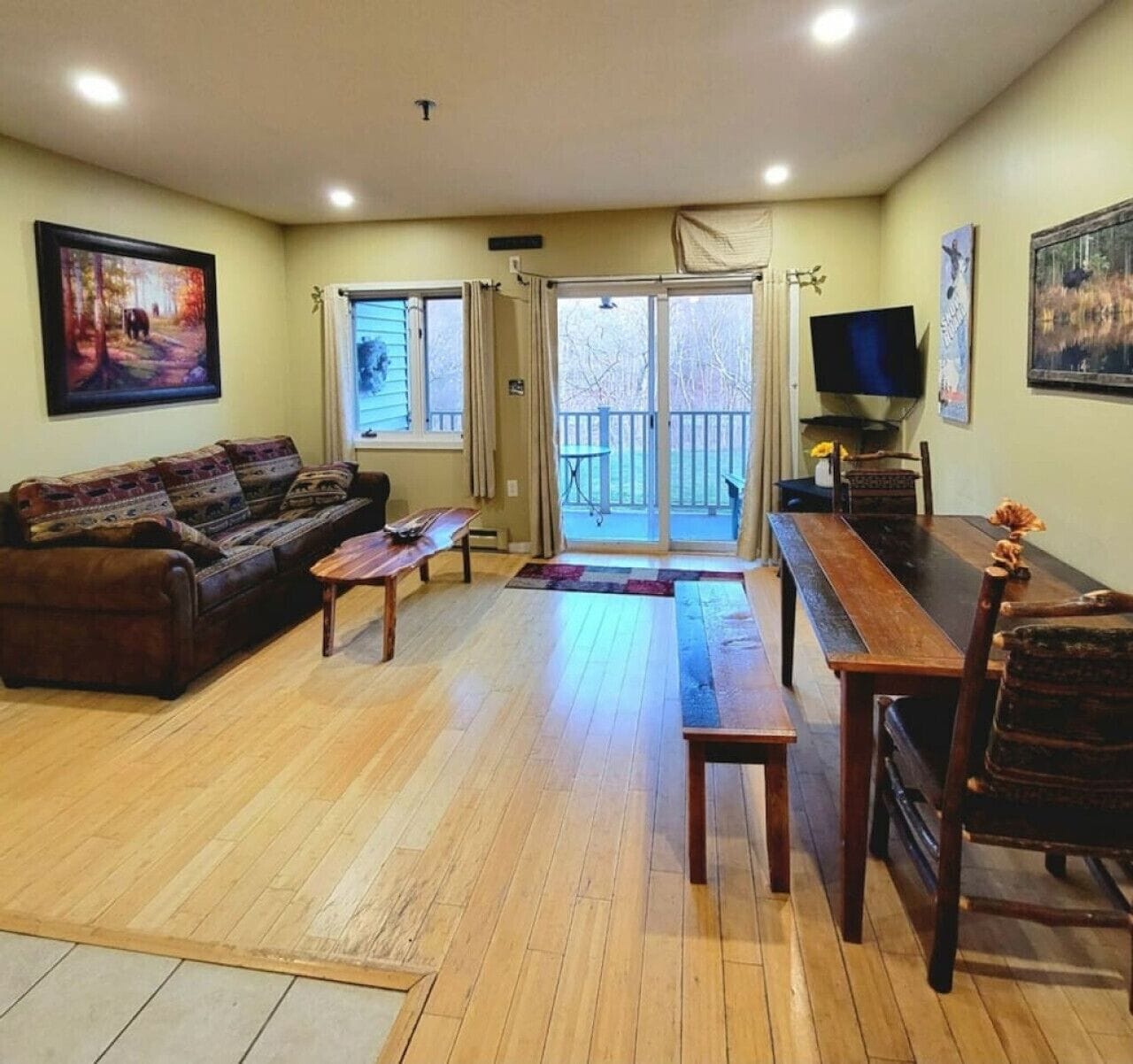 Smart-TV, peis og bordtennis