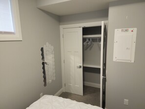 2 Schlafzimmer, Schreibtisch, Bügeleisen/Bügelbrett, WLAN