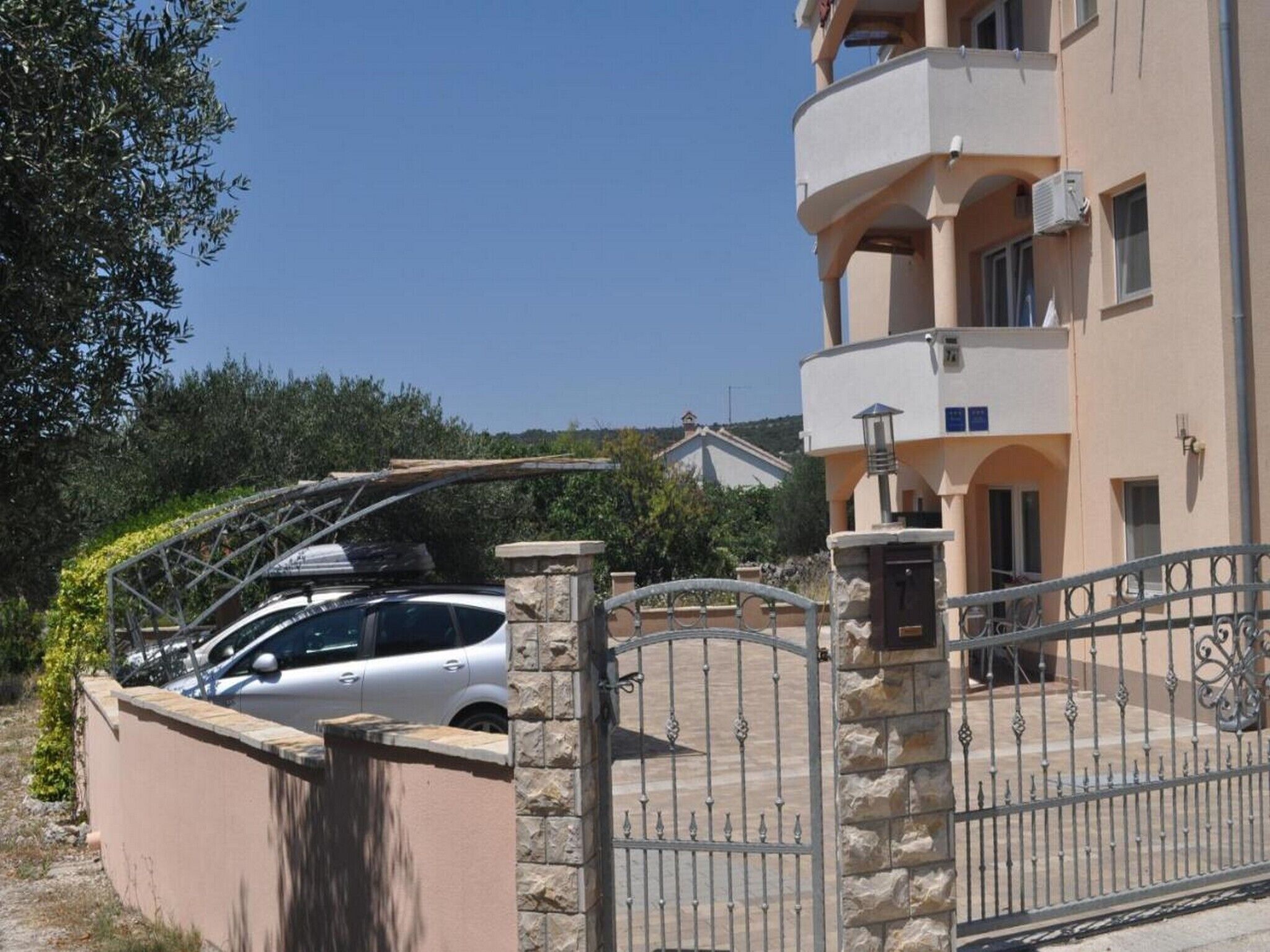 Enceinte de l’hébergement