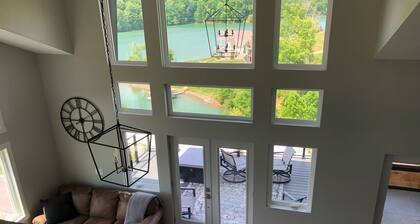 NEW HOME! Modern Simple Lake Experience at Hidden Springs