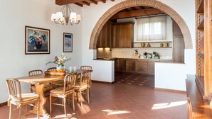 Unclassified image, 4 of 25, button - Villa Eama - Tuscan Villa with Private Pool (Pian di Scò)