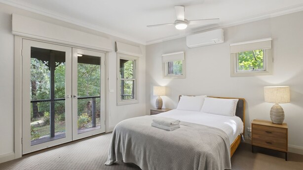 3 chambres, fer et planche à repasser, lit de bébé portatif, Wi-Fi