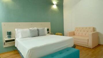 Iron/ironing board, free WiFi