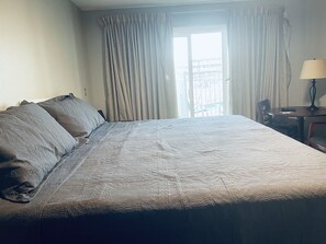 Habitación Confort, 1 cama King size, cocina | Ropa de cama 