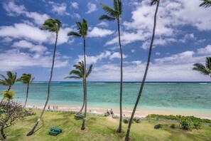 Unclassified image, 2 of 46, button