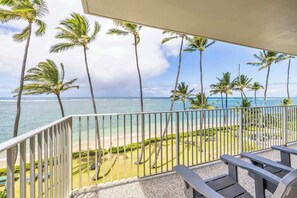 Unclassified image, 4 of 46, button