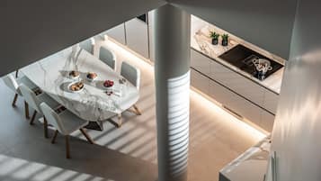 Villa | 5 sovrum, arbetsyta för laptop och wi-fi