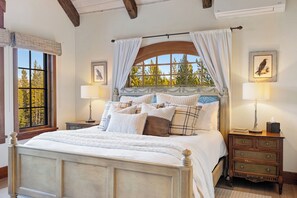 5 habitaciones, escritorio, tabla de planchar con plancha y wifi gratis 