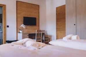 2 dormitorios, tabla de planchar con plancha, wifi gratis y ropa de cama