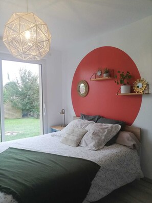 4 chambres, fer et planche à repasser, Wi-Fi gratuit, draps fournis