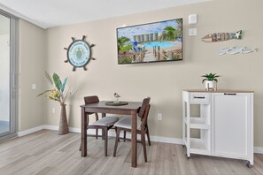 Dining - Sandcastle Condominium Unit 326 (Port Aransas)