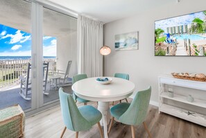 Dining - Sandcastle Condominium Unit 329 (Port Aransas)