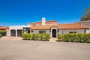 Exterior - On The Beach Clubhouse - Bayfront beauty (San Diego)