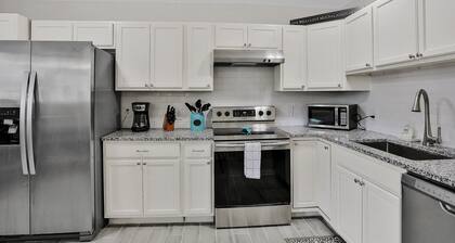 Comfy 4br/2bath near I295, Beach, and Orange Park