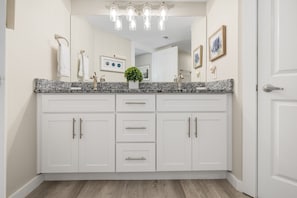 Shower, hair dryer, towels - Sandcastle Condominiums Unit 537 (Port Aransas)