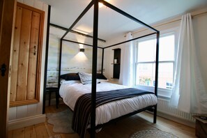 3 bedrooms, free WiFi, bed sheets
