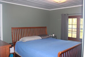 3 habitaciones y ropa de cama