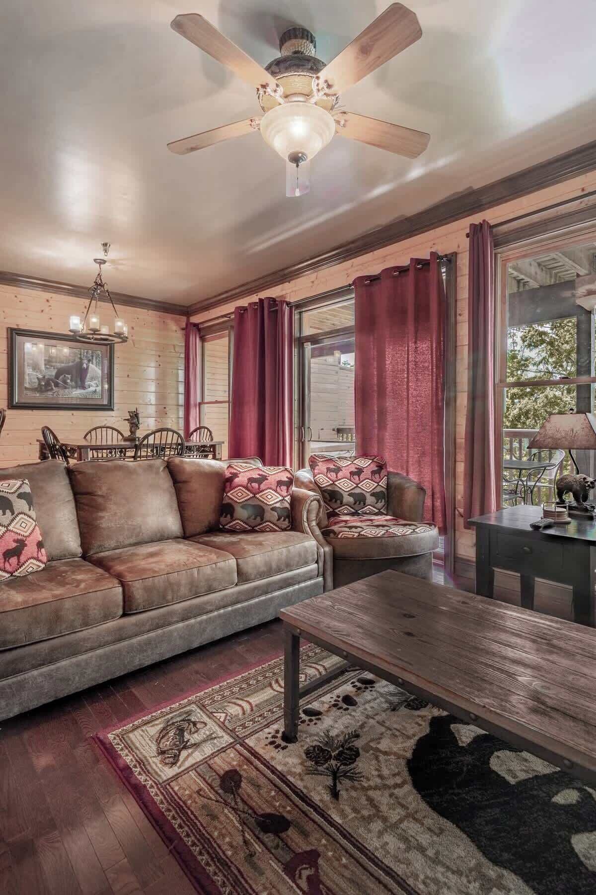 Fernseher, Kamin, Arbeitsbereiche