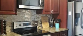 Historic Niles Condo Near Bart & Shopping Center