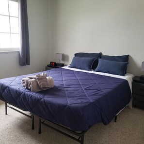 2 chambres, literie de qualité supérieure, bureau