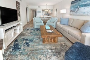 TV - Beachfront! Fully Renovated! 1st Floor Condo, Pool (Gulf Shores)