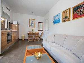 Apartment (One Bedroom Apartment with Terrace) | Innenbereich