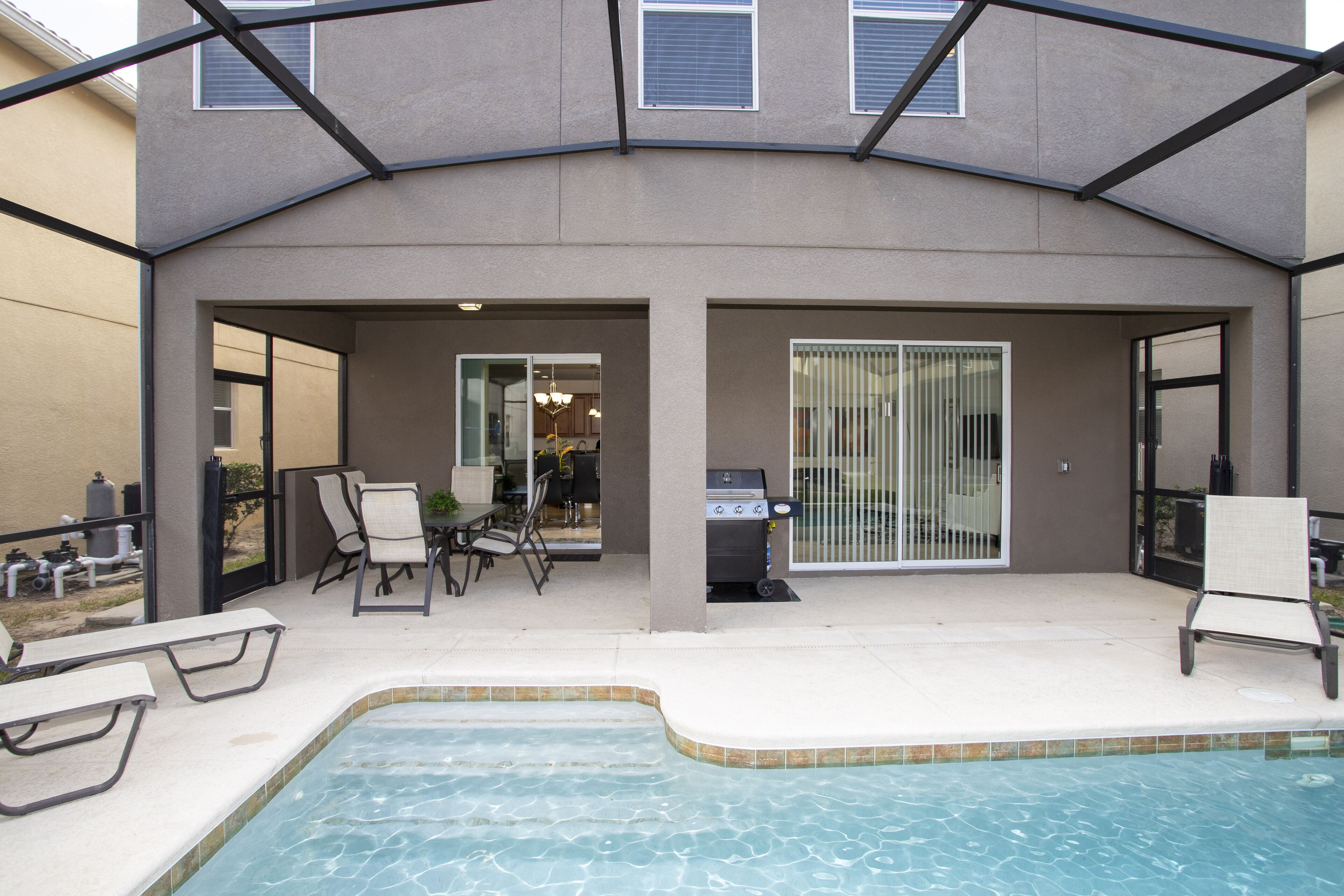 2928 - Wonderful Home With Private Pool Near Disney!