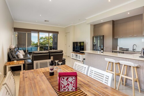 Awesome, modern, open-plan 3rd floor (with lift) unit with stunning water views.