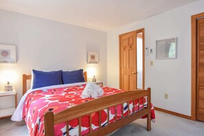 3 عدّة غرف نوم ومكواة/لوح كي وواي فاي وملاءات أسرّة