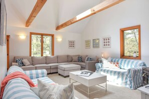 Téléviseur, bureau