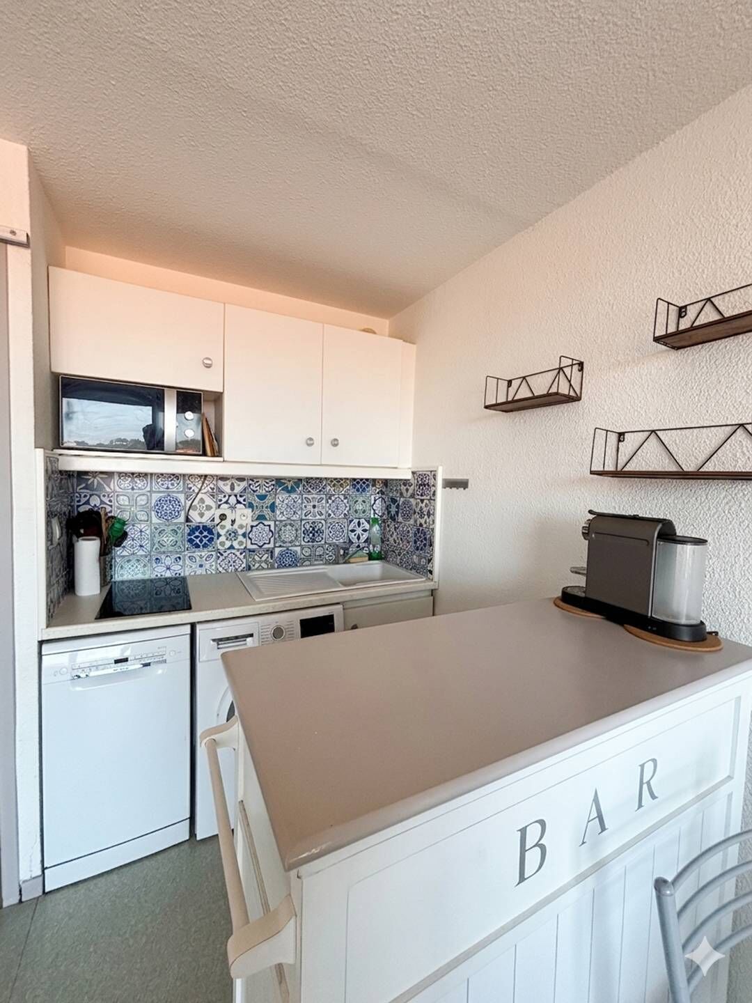 Fridge, microwave, dishwasher, toaster