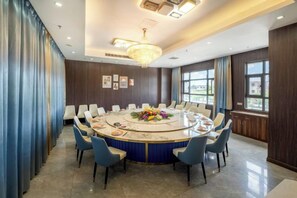 Unclassified image, 5 of 23, button - Tengji Hotel (Taishan)