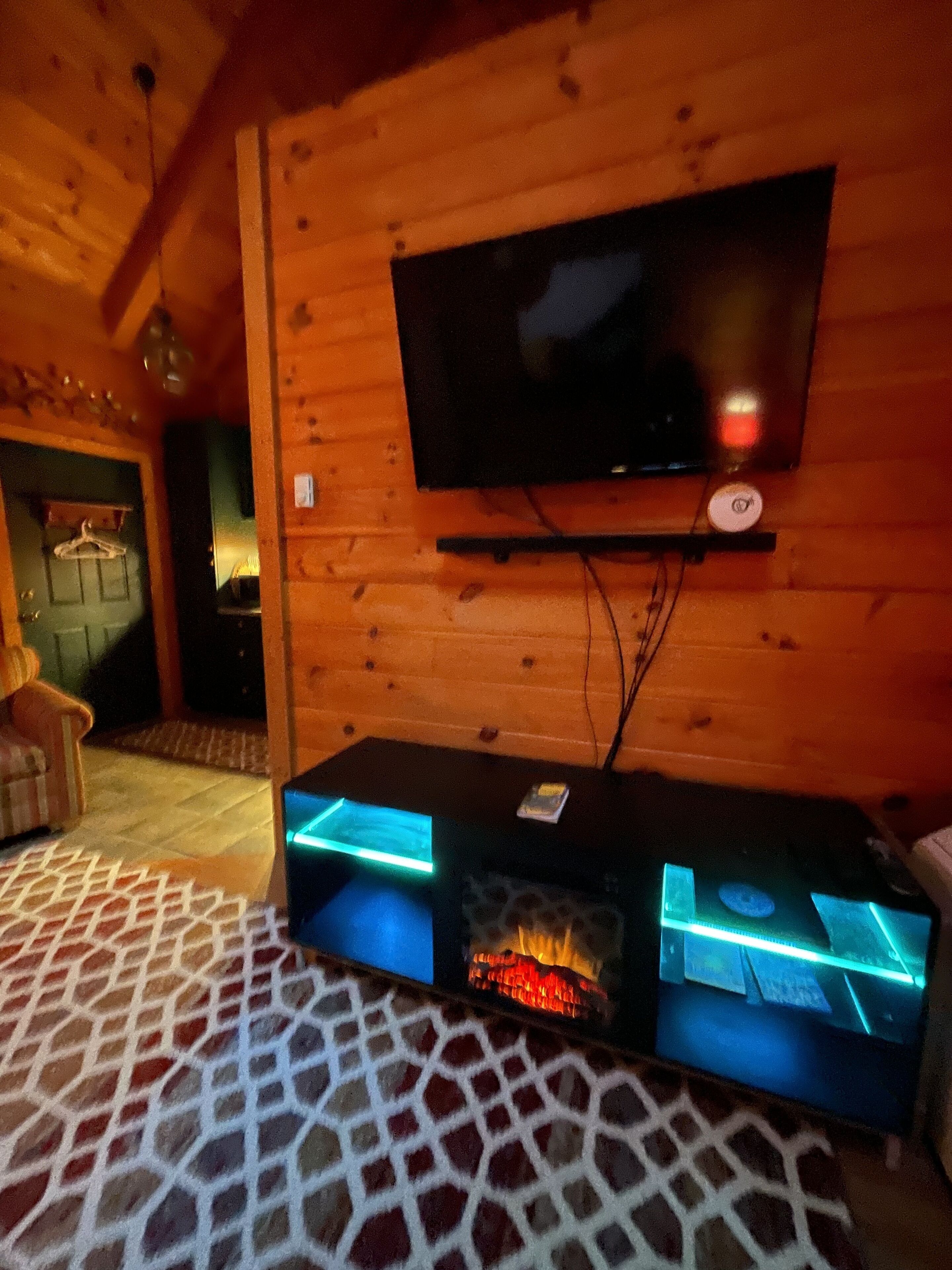 Private Cabin in the Shenandoah Valley