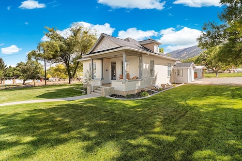 Renovated Historic Manti Home - 11 beds