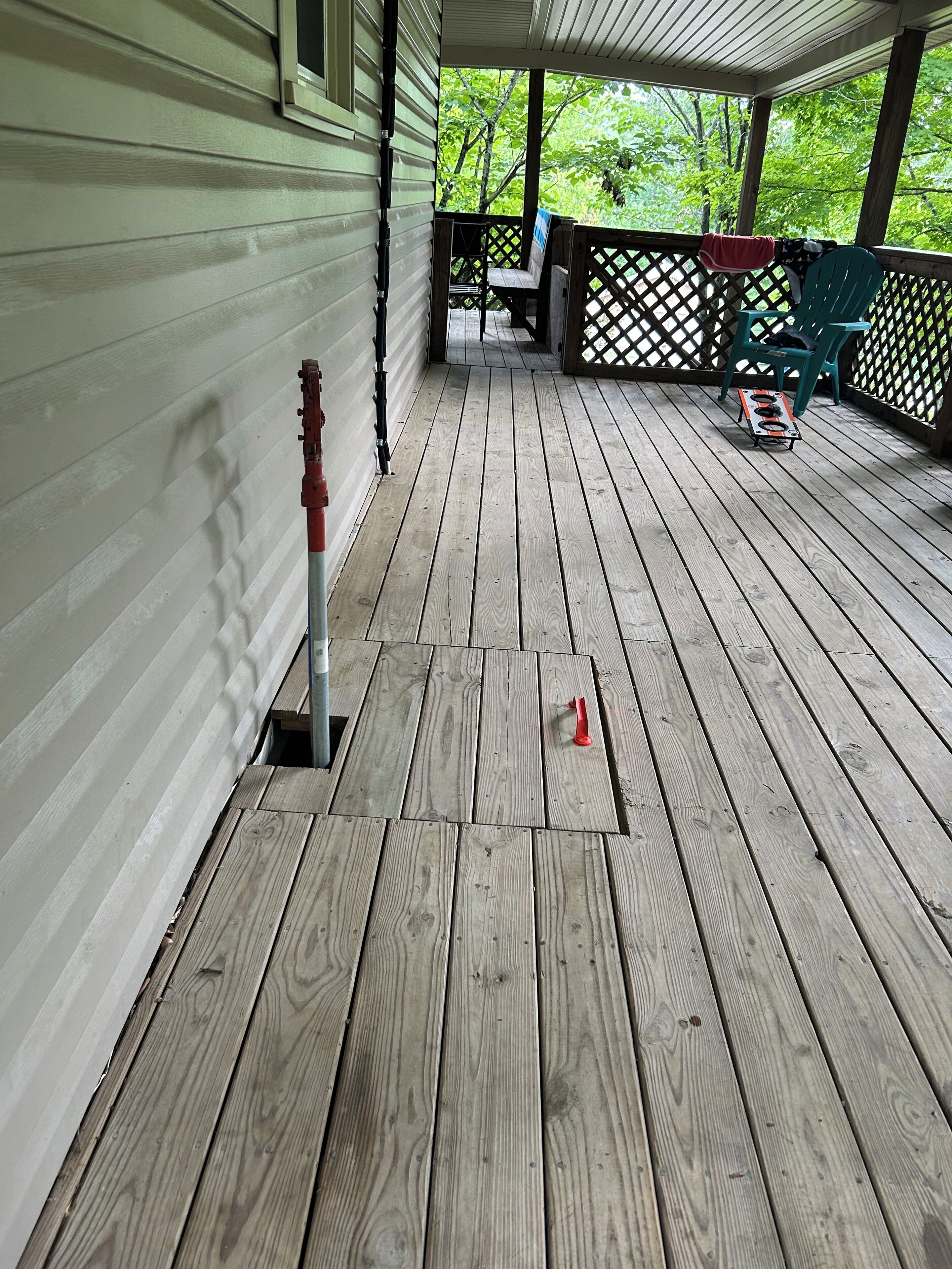 Charming Cabin w/ Loft & Covered Deck