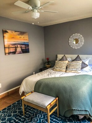 4 bedrooms, desk, iron/ironing board, free WiFi - Entire Home with Resort-Style Pool & Spa! (North Las Vegas)