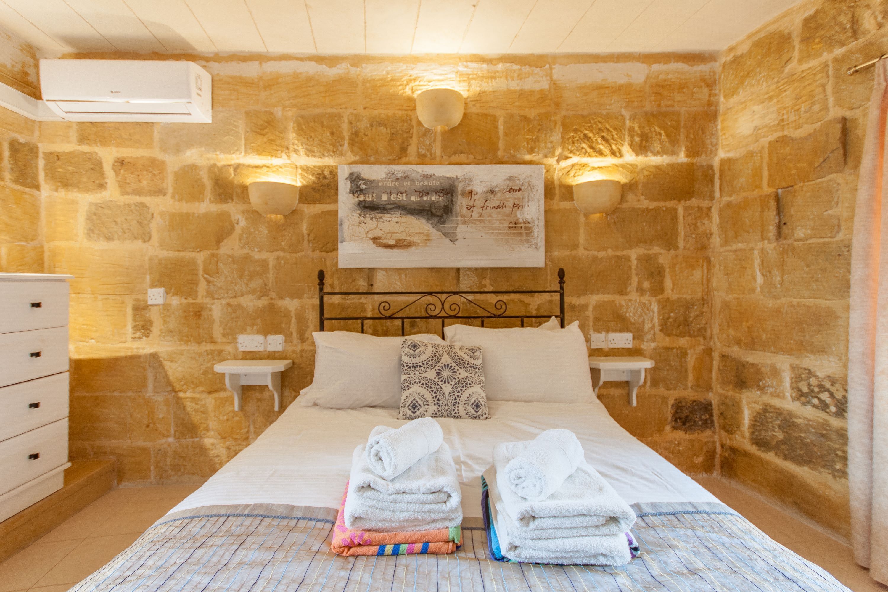 Foto - Gozitan Farmhouse with Pool - PP 4 - Happy Rentals