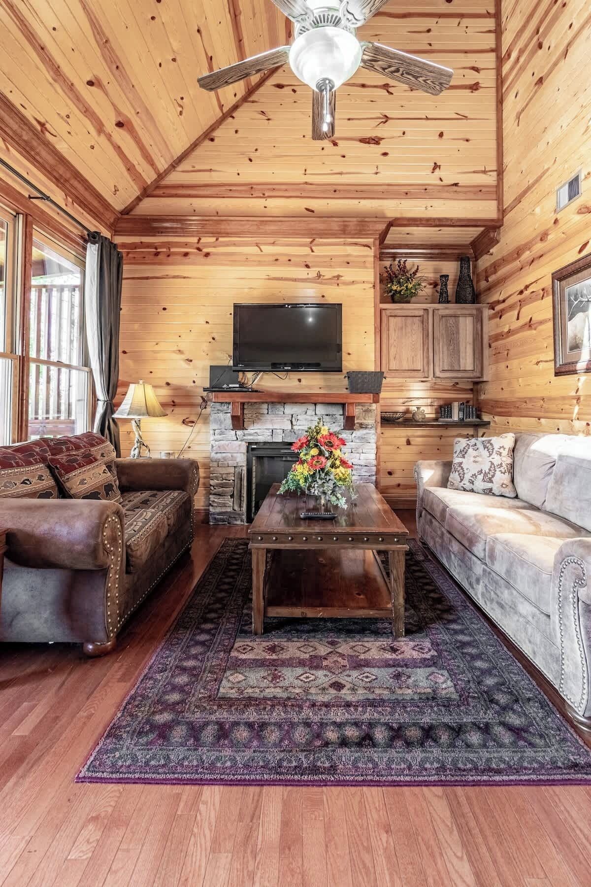 Una televisión, una chimenea, una oficina