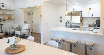 25% Off 28+Days +CentralOC+Safe and Peaceful Area+Beaches+Dog Friendly+Remodeled