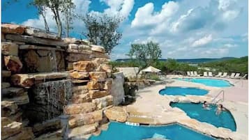 Alberca al aire libre